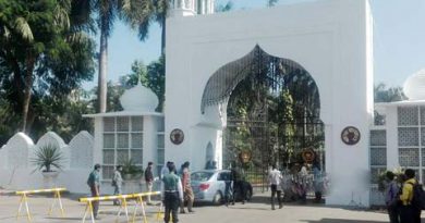 রাষ্ট্রপতির সঙ্গে দেখা করতে বঙ্গভবনে ইসি প্রতিনিধিরা রাষ্ট্রপতির সঙ্গে দেখা করতে বঙ্গভবনে ইসি প্রতিনিধিরা